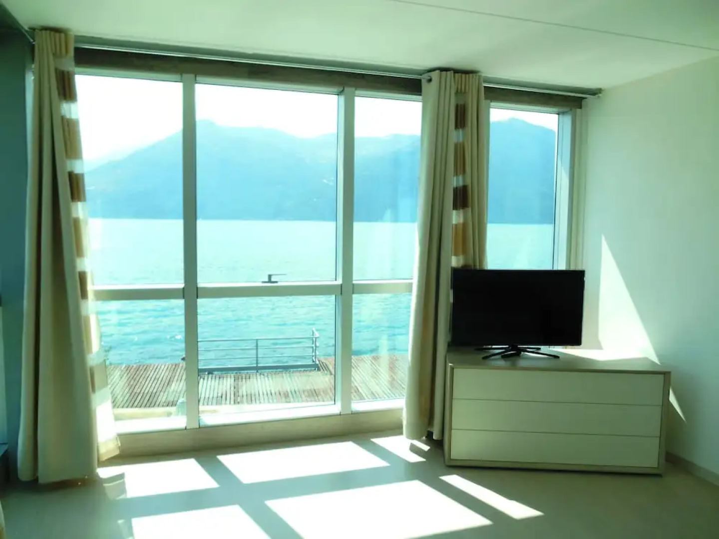 Direttamente Al lago