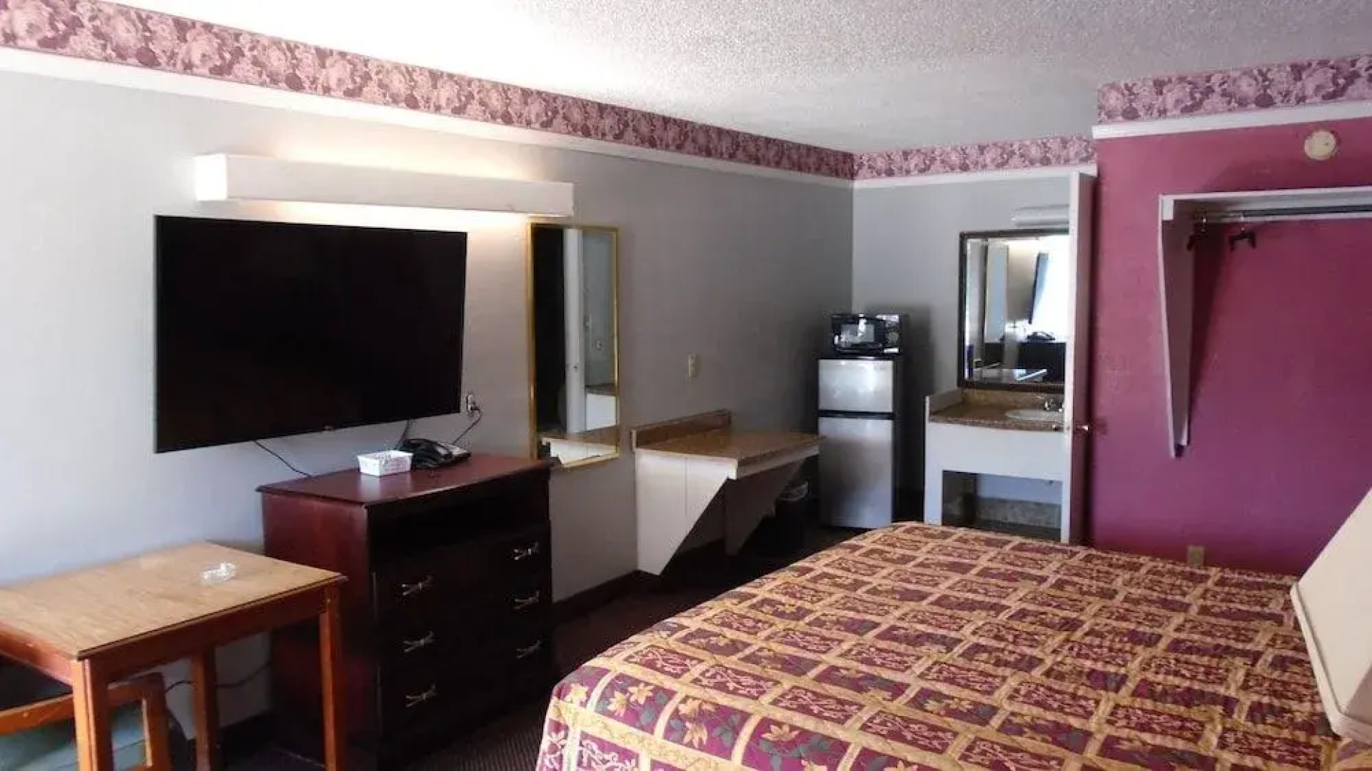 Town House Motel