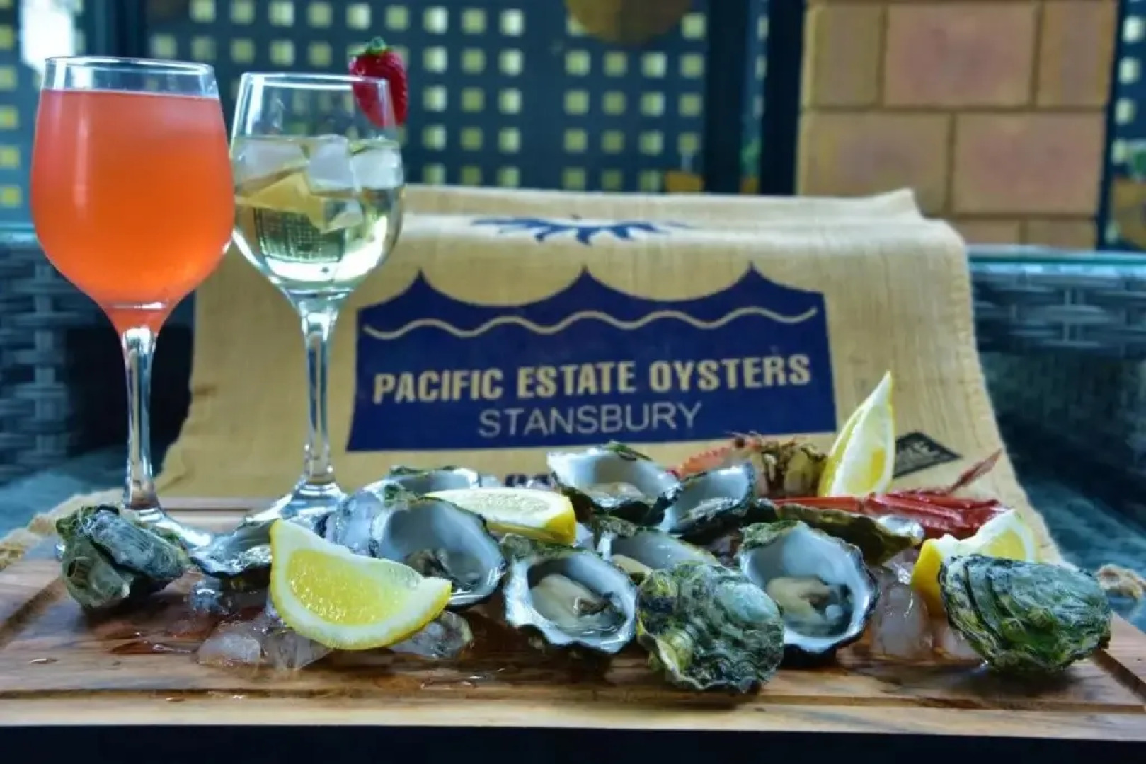 Stan Breeze: Elegant Family Retreat