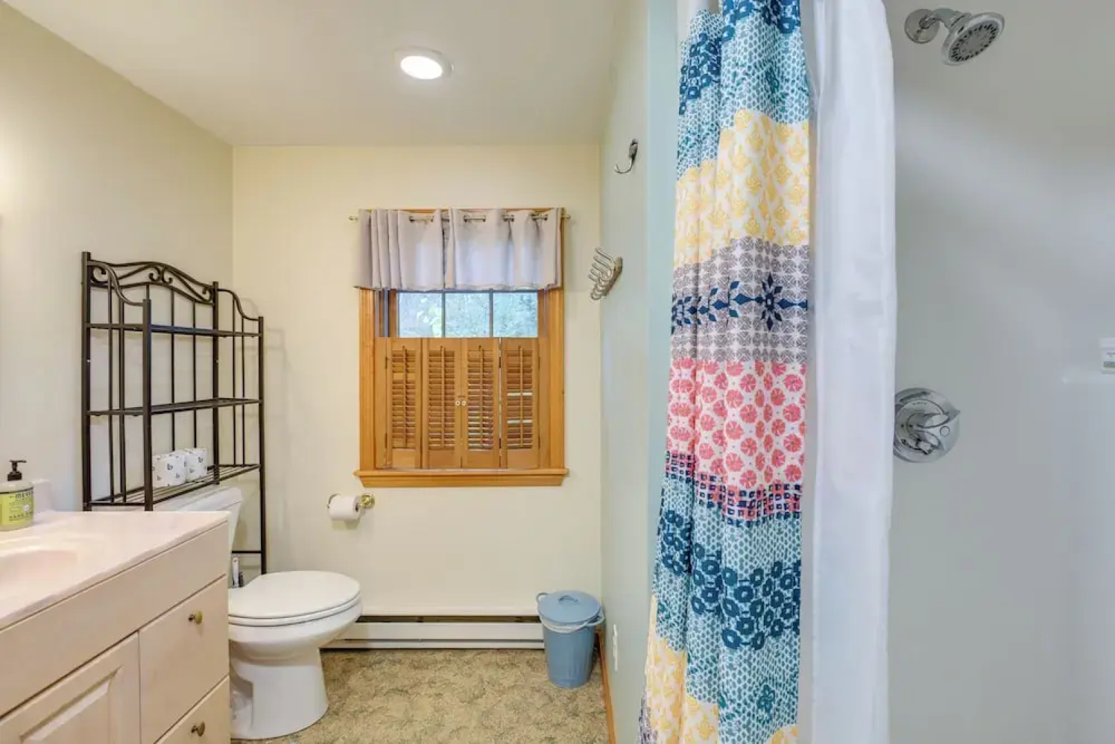 17 Mi to Acadia: Cottage Near Downtown Ellsworth!