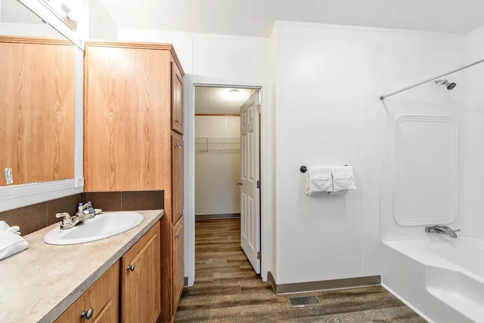 Southern Breeze Lodge