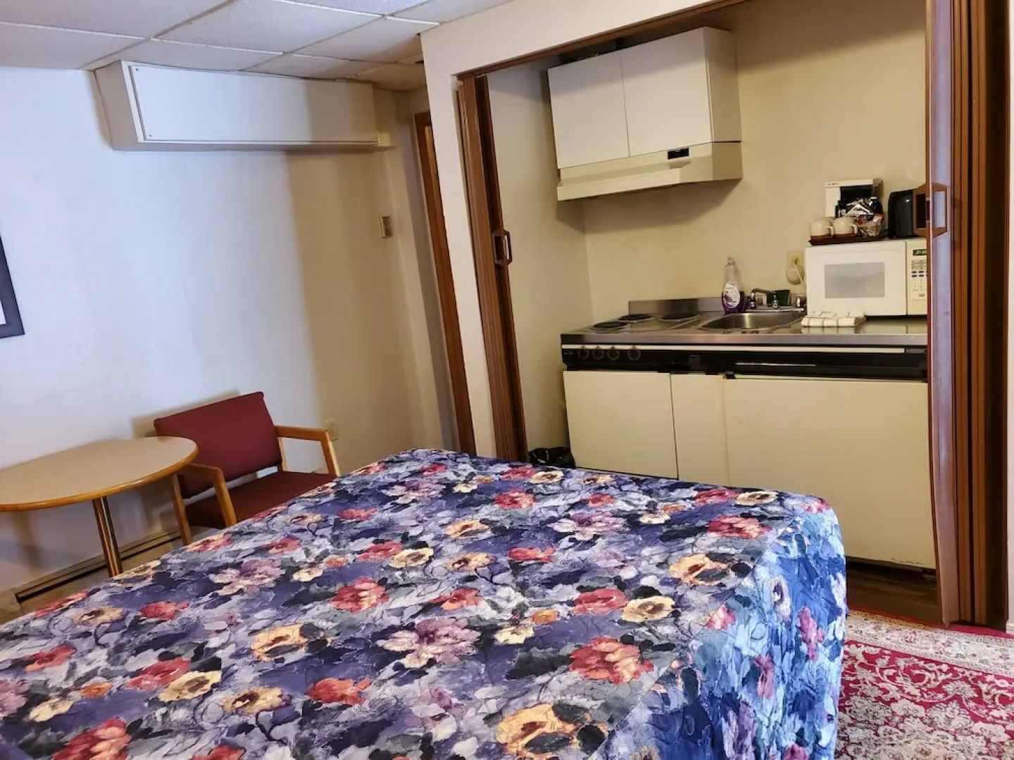 Town and Country Motel in Nipigon