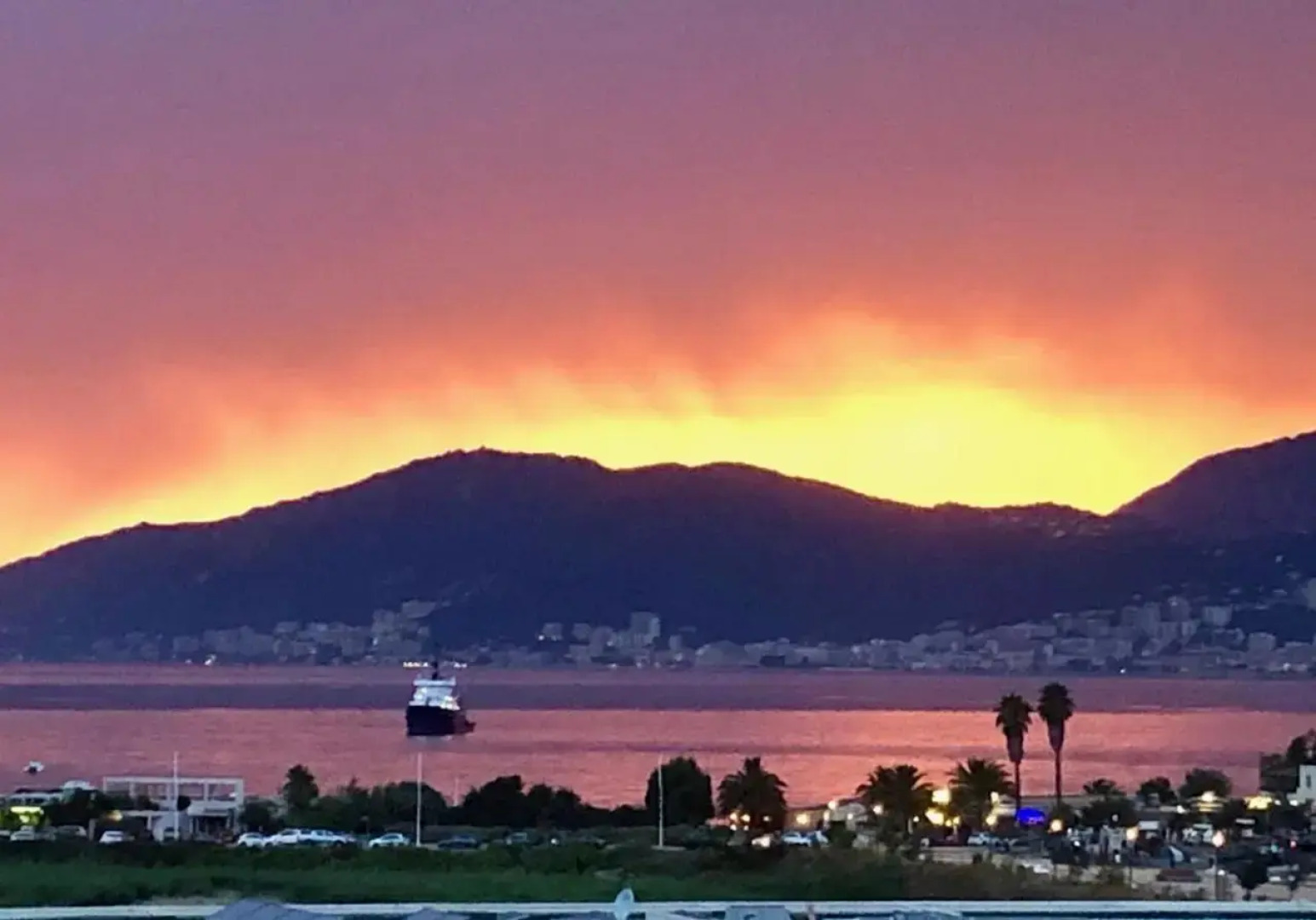 T2 climatisé à Porticcio, 100m de la plage