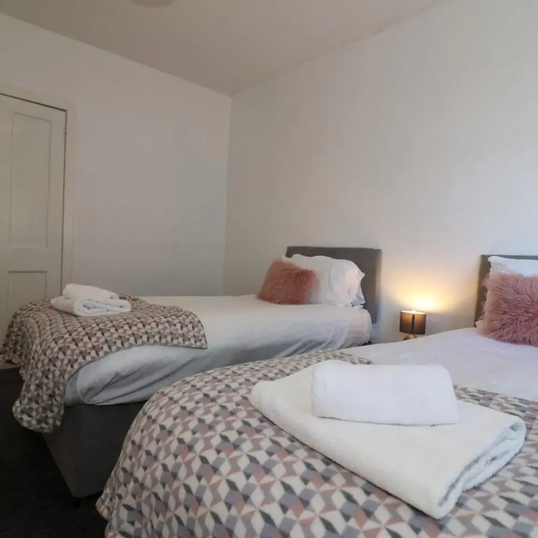 Signature - Anderson View