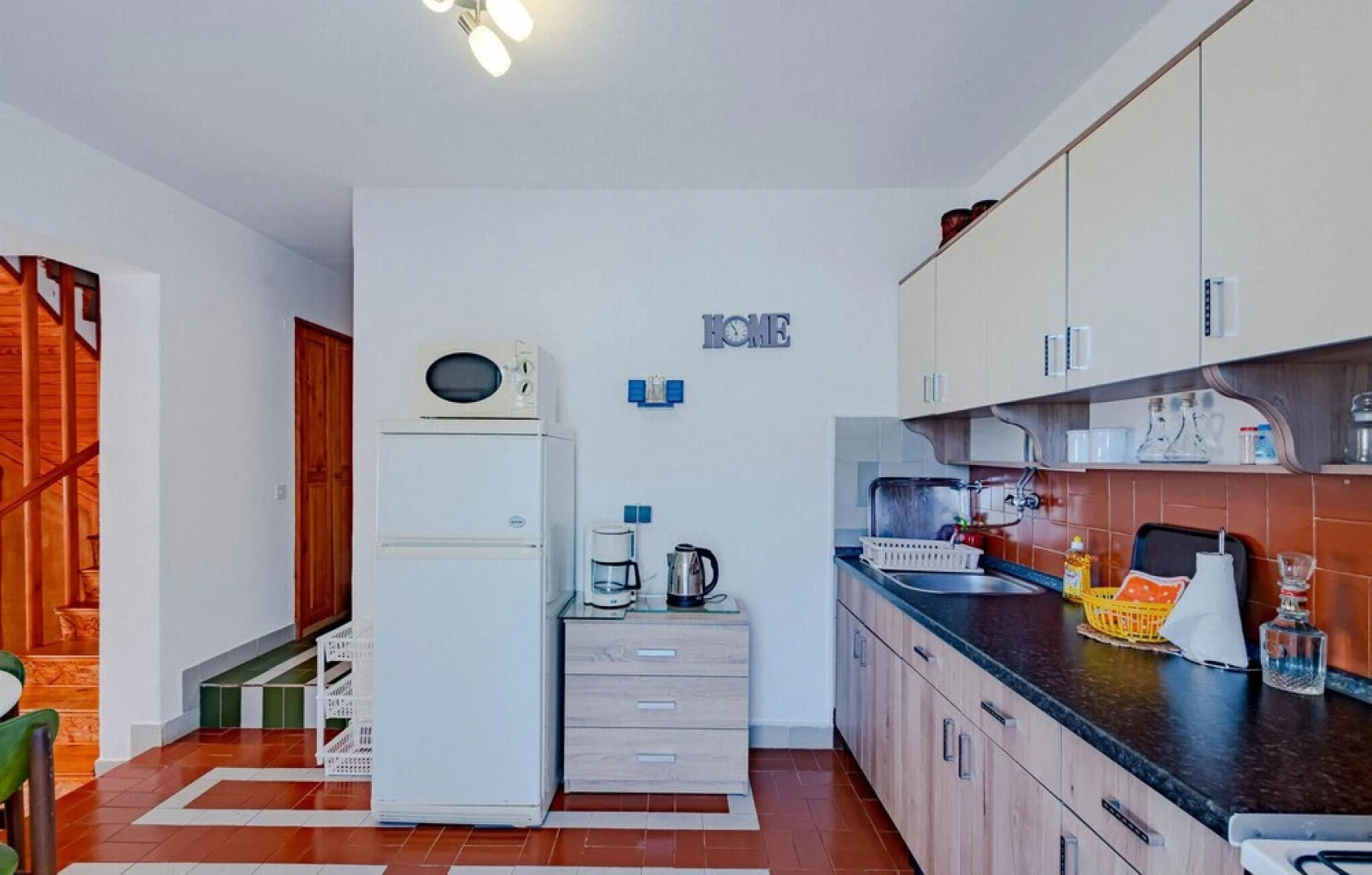 Stunning Home in Zavalatica With Wifi and 4 Bedrooms