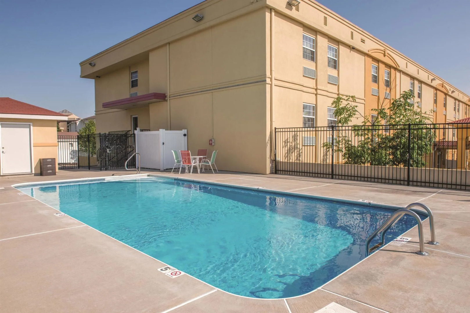 La Quinta Inn & Suites Blue Springs