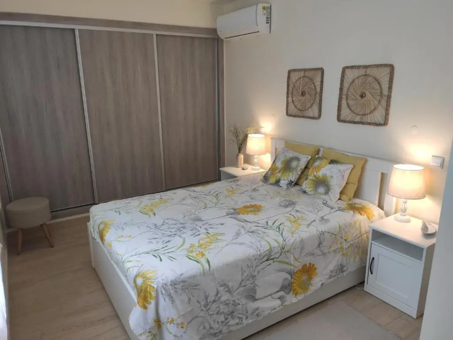 Numar Residence J -Manta Rota