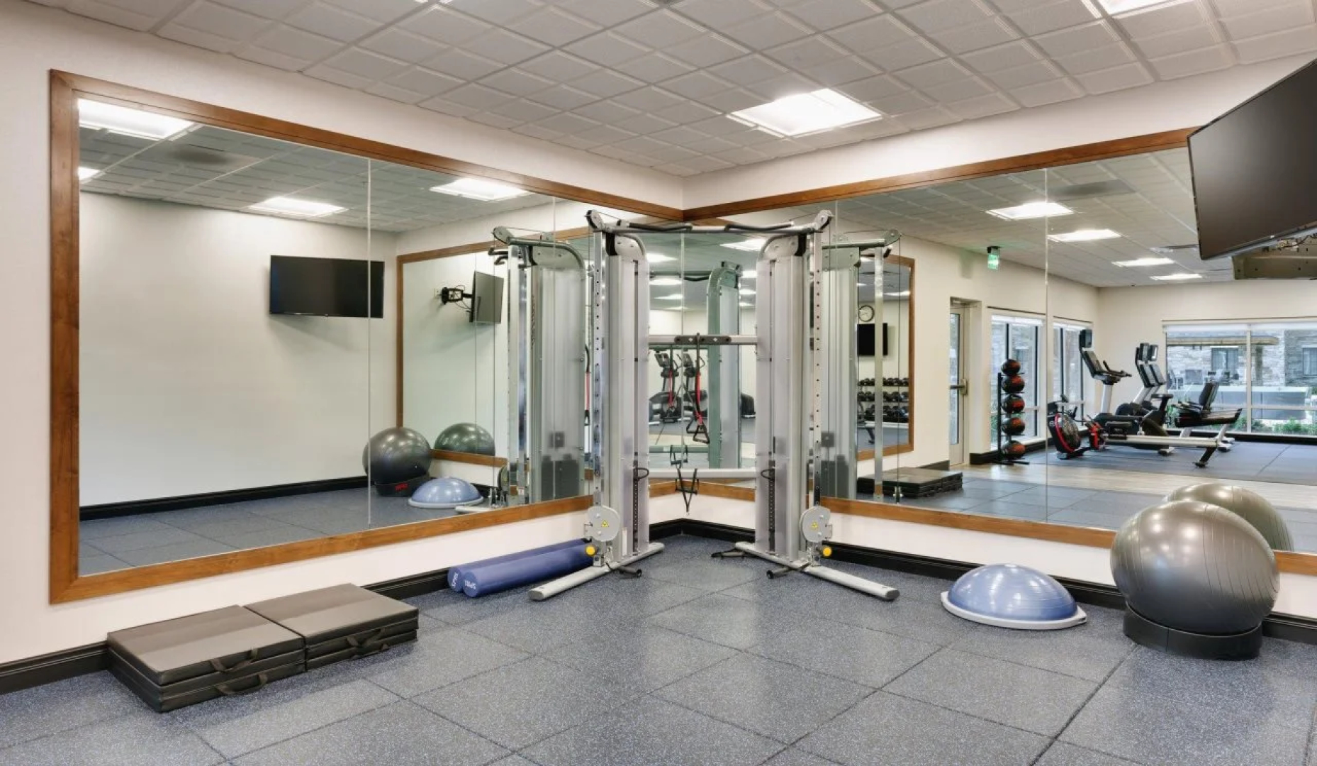 Staybridge Suites Gainesville I-75 by IHG