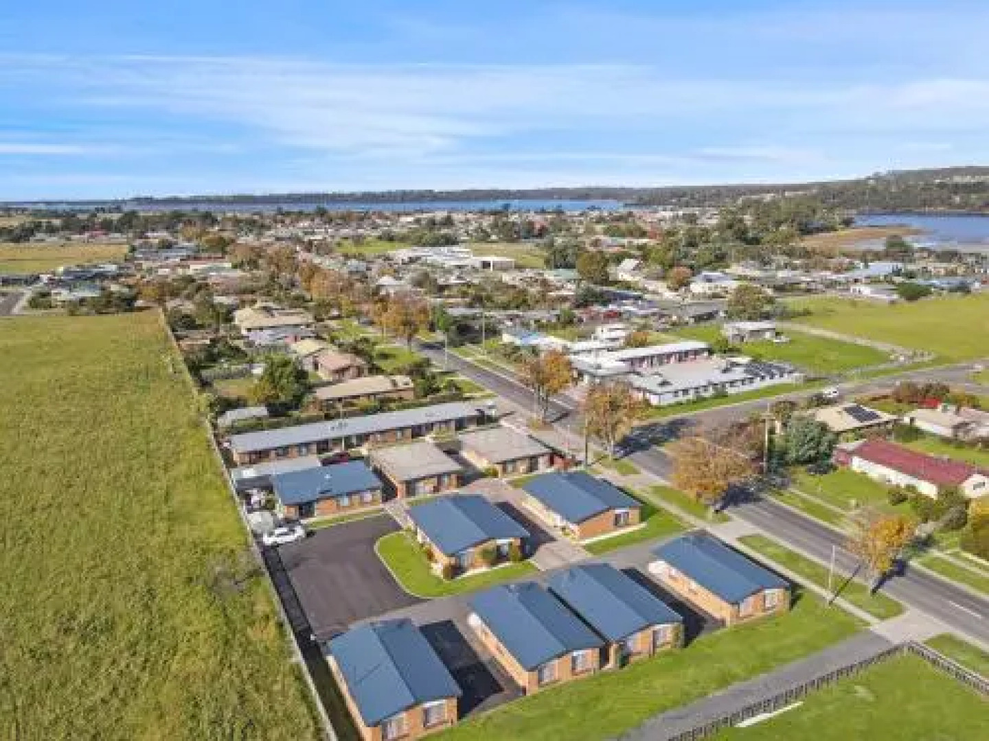 Kellraine Beach Cottages