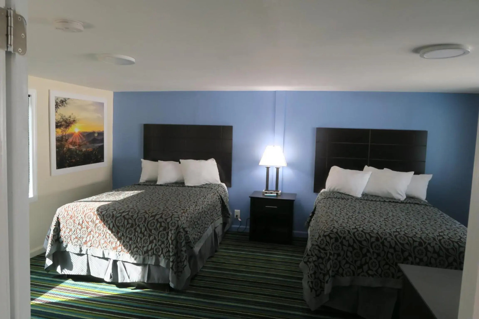 Days Inn By Wyndham Lincoln