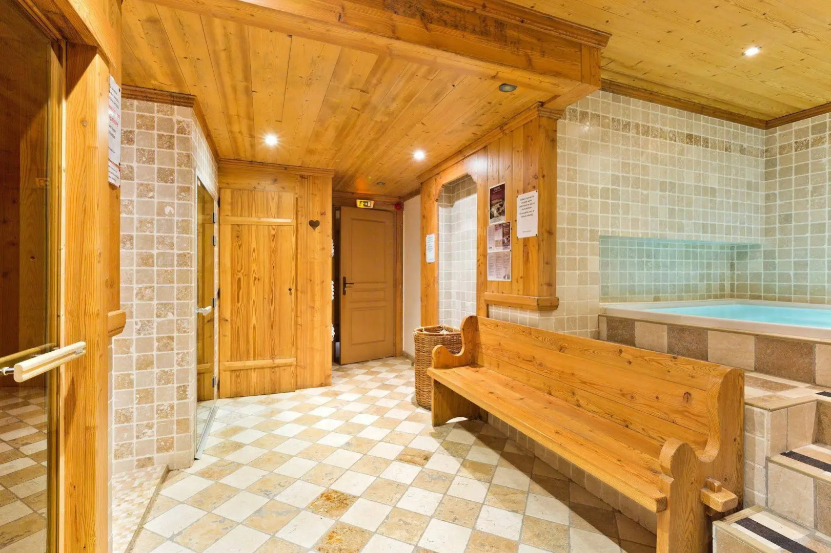 Hôtel La Croix Saint Maurice