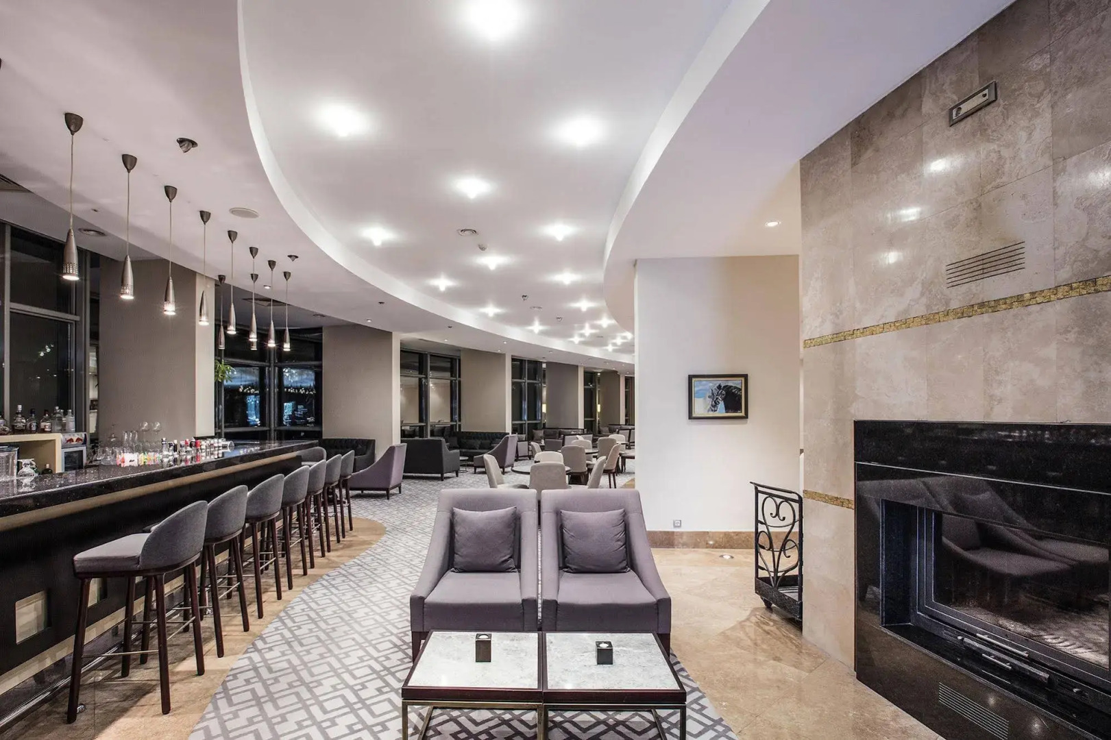 Charisma De Luxe Hotel