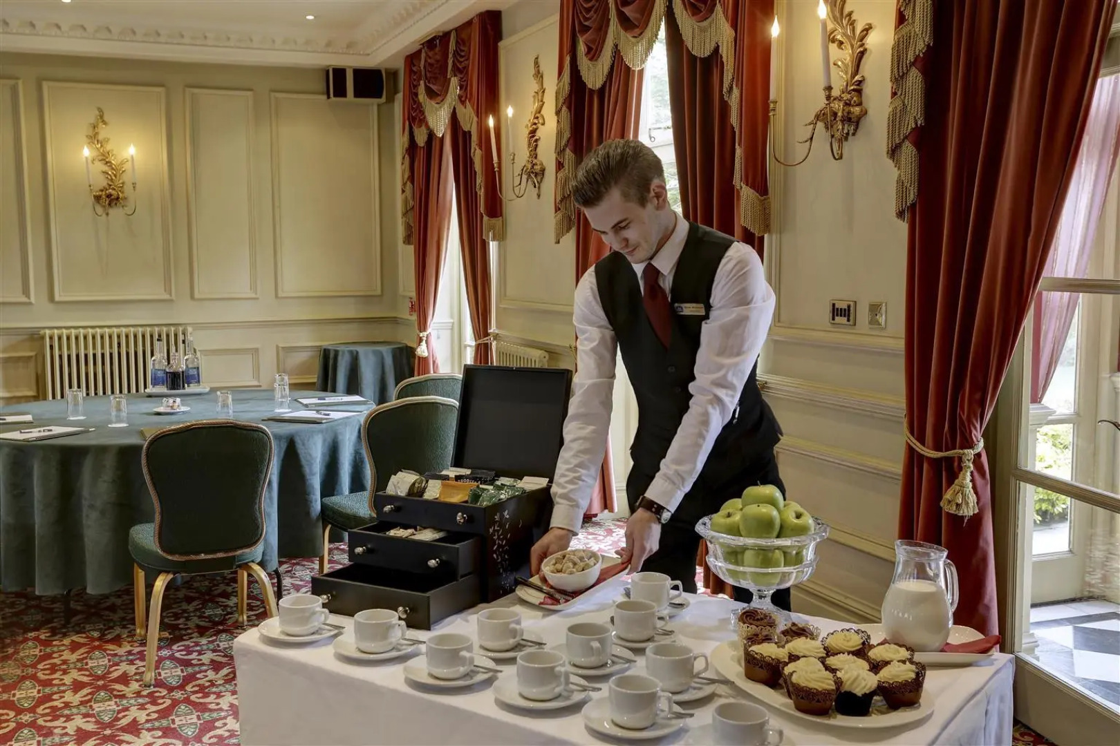 York Pavilion Hotel, Sure Hotel Collection by Best Western