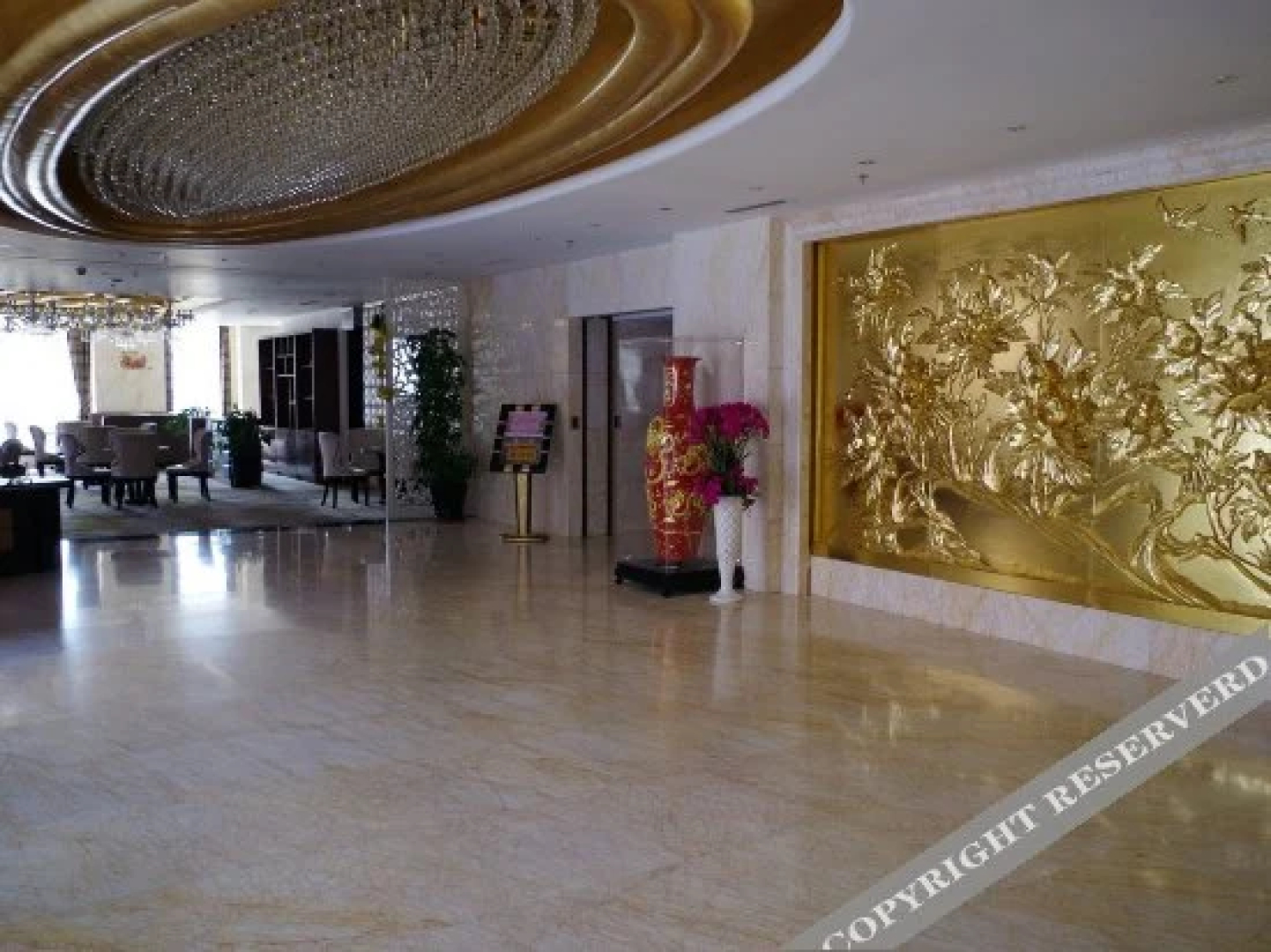 Ripple Hotel (Dandong Yalu River Bank)