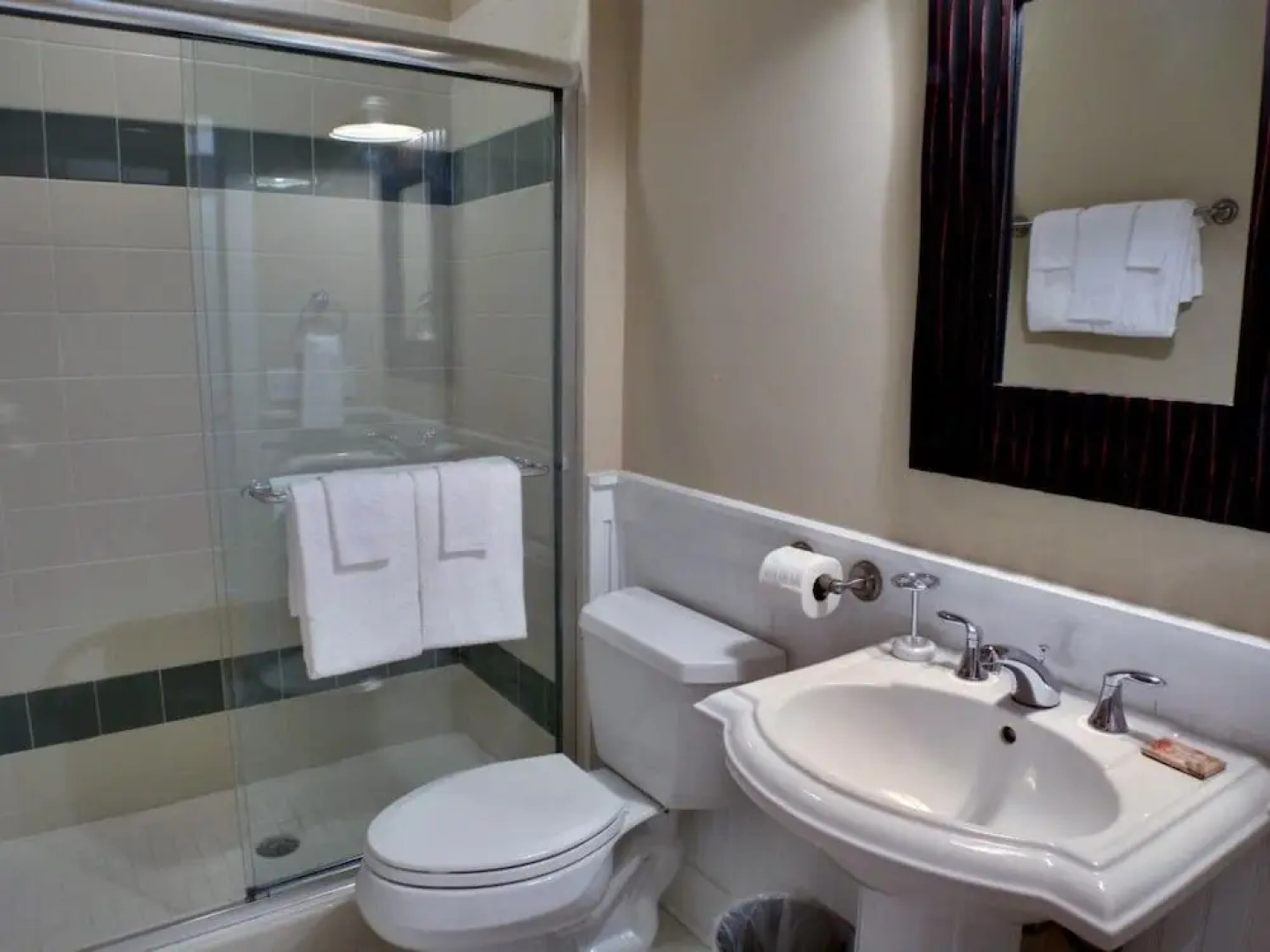 MCBTS018 Creek Park - Three Bedroom Cottage