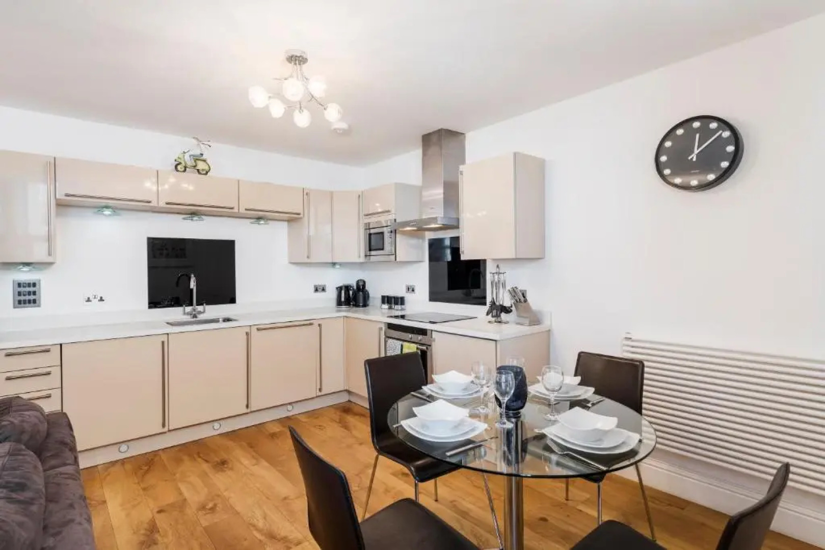 4 At The Beach, Torcross