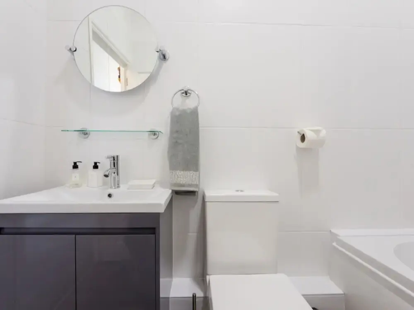 Apartment in Folkestone Near Sandgate Beach