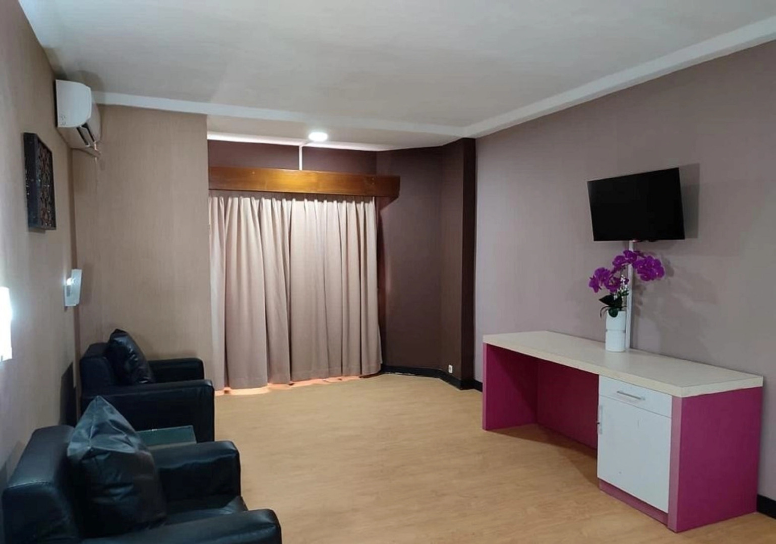 Benakutai Hotel and Apartemen