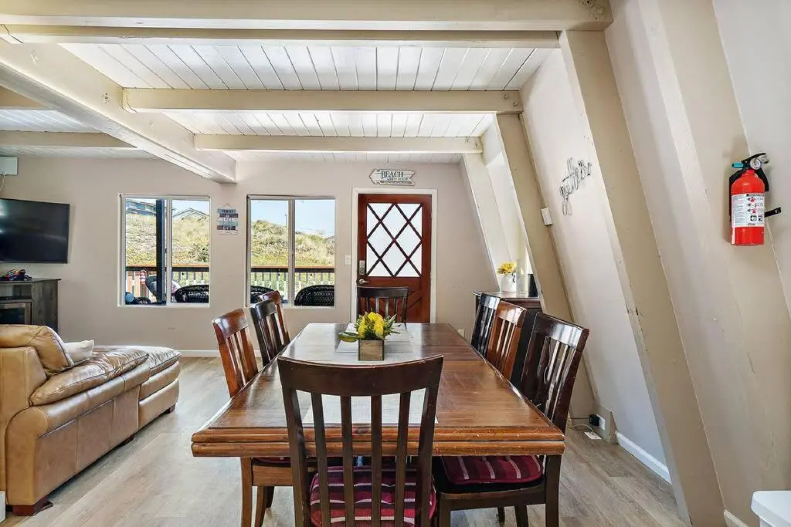 Ocean View Fun Deck Steps To Sandy Beach