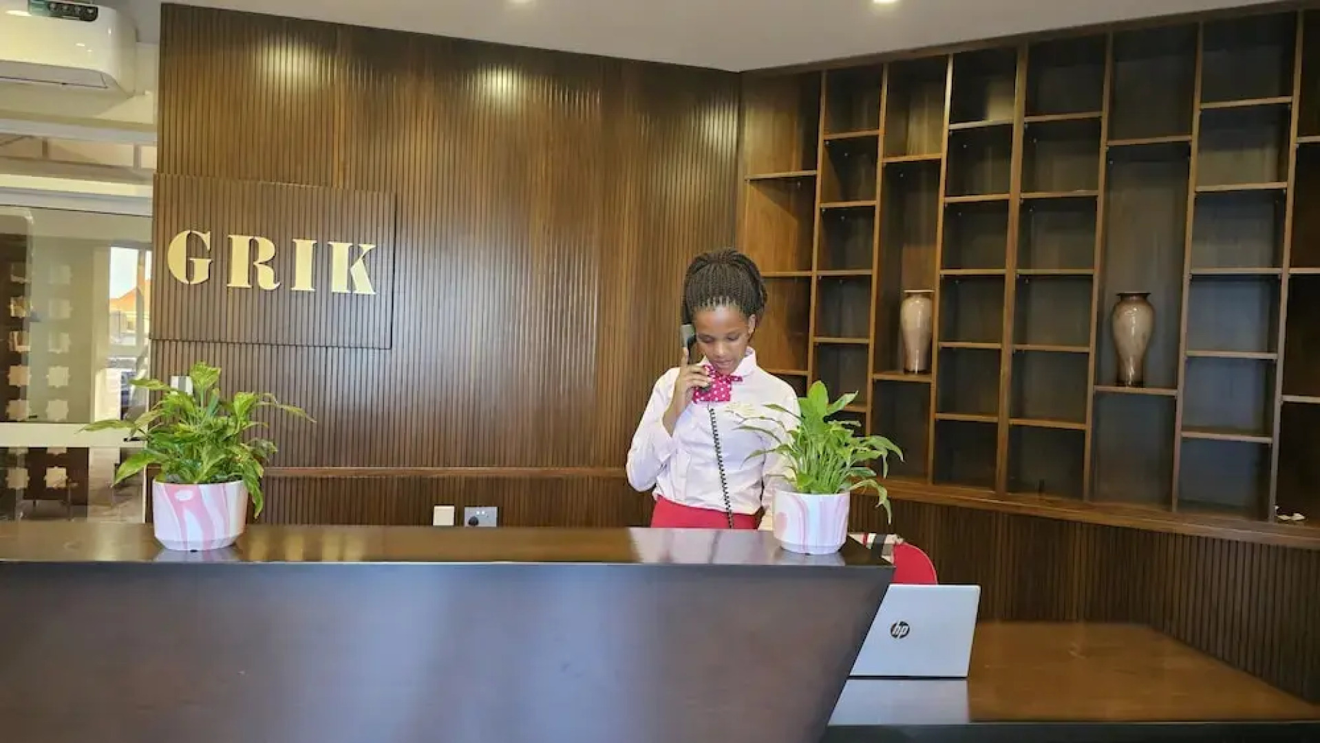 Grik Hotel - Entebbe