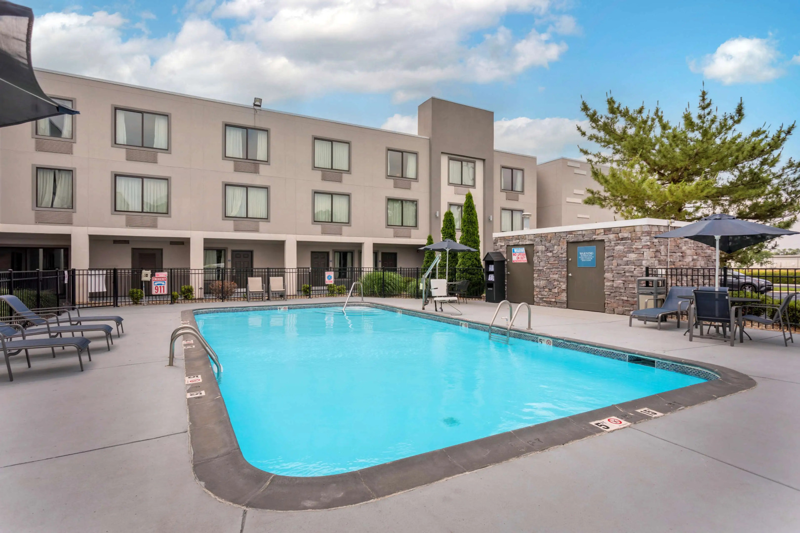 Best Western Plus Bowling Green