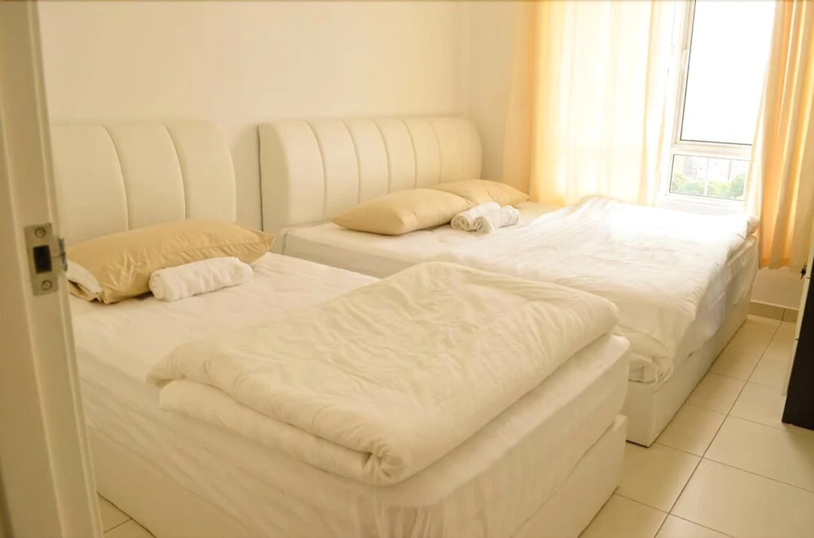 Summertime Arena Suite 2