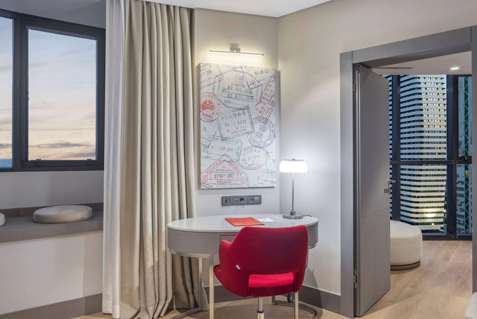 Отель Ramada Plaza By Wyndham Batumi