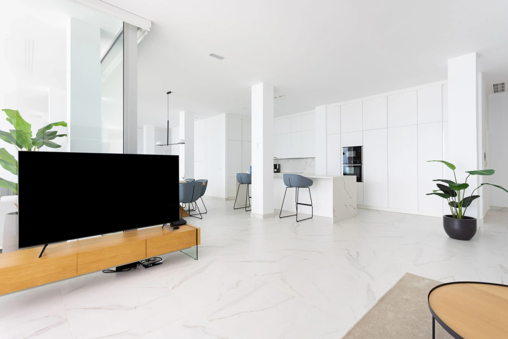 Crystal I Luxury Apartments