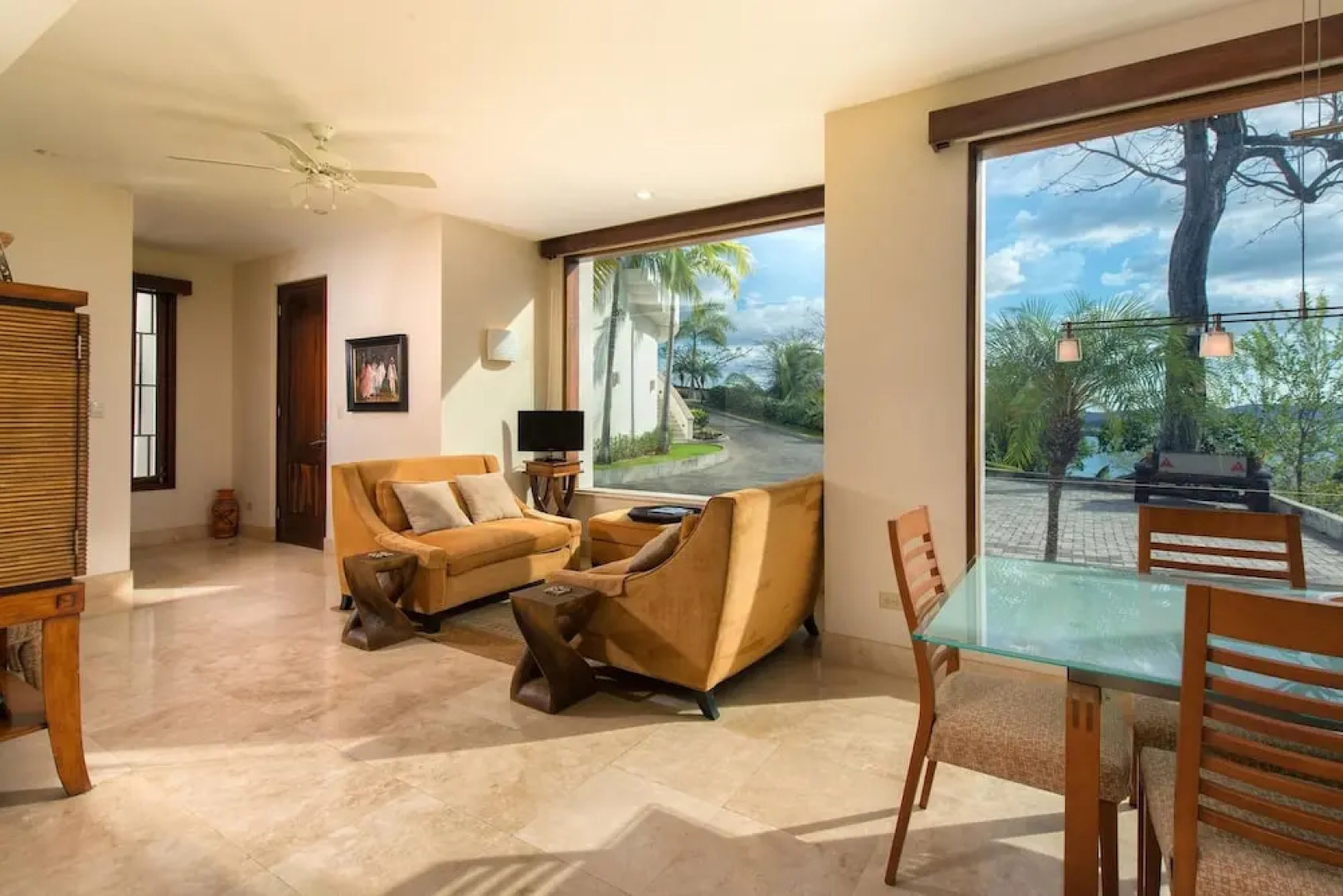 Exquisite Hilltop Villa with Luxurious Modern Design, Sweeping Ocean Views & Sparkling Infinity Pool