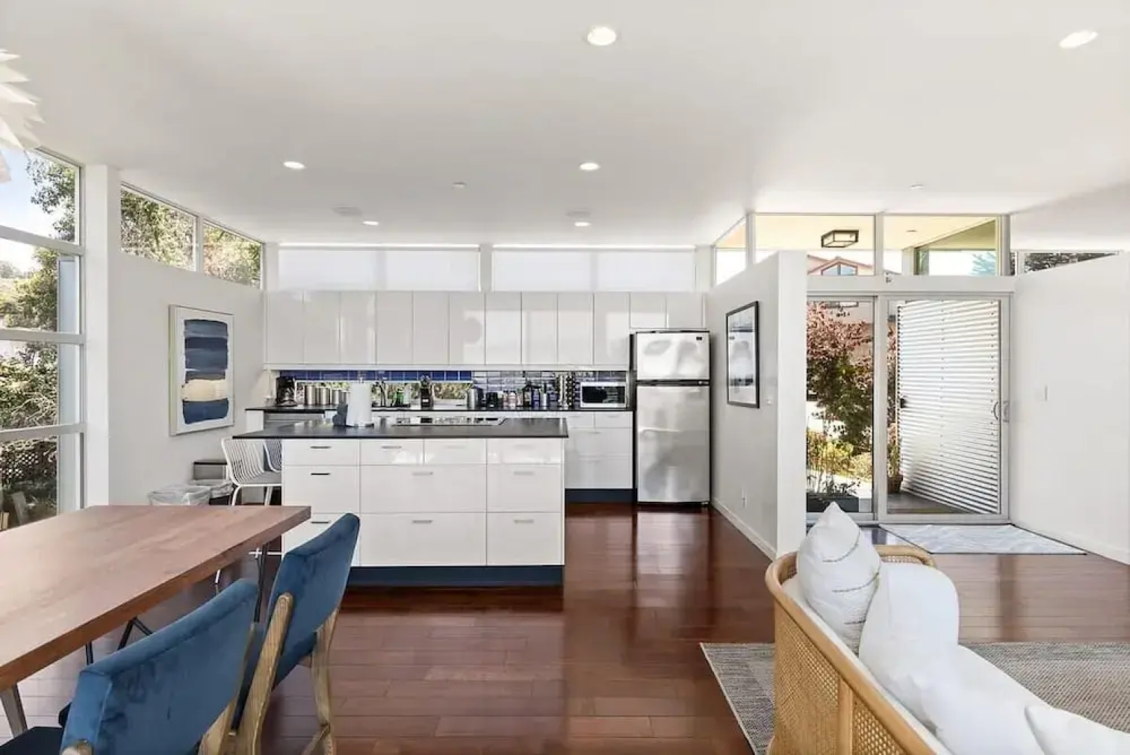@ Marbella Lane - Cozy and Eccentric Design Home