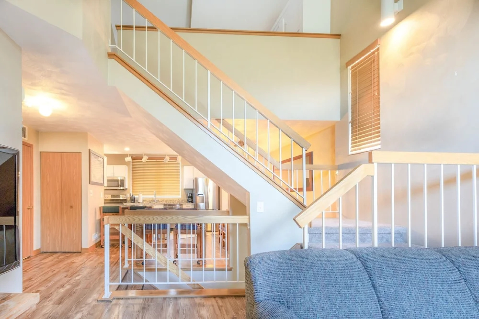 Seven Springs 2BR Loft Premium Condo, sleeps 11! by RedAwning