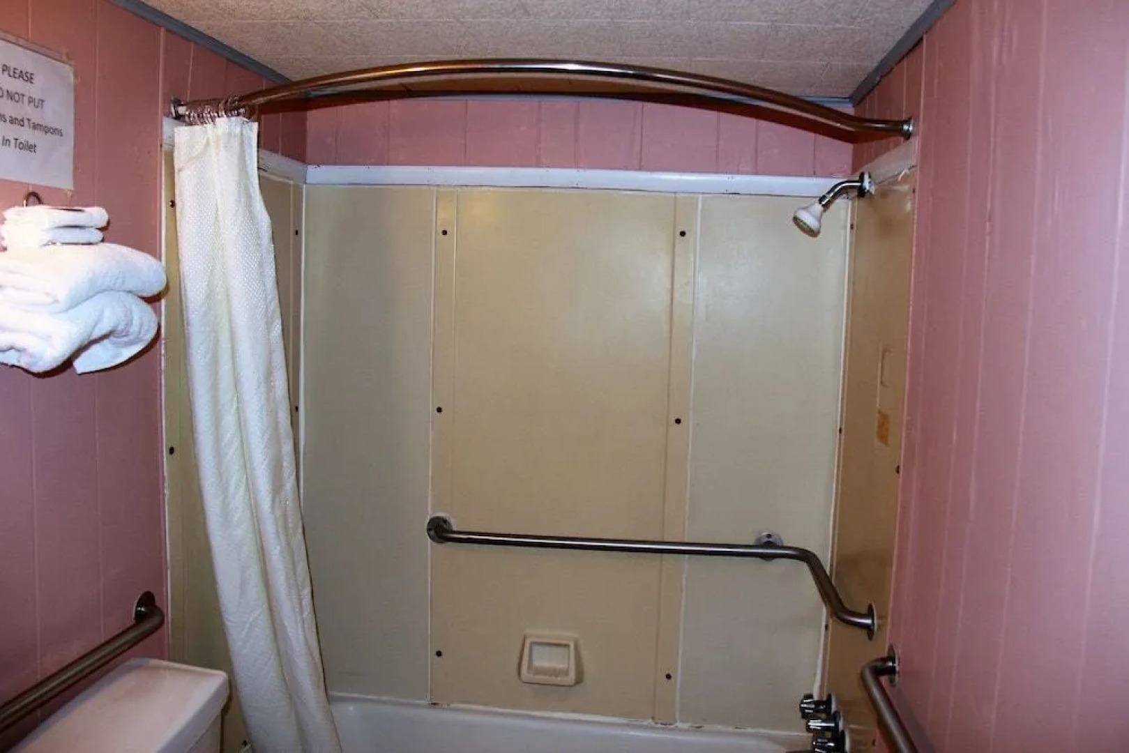 Wildflower Inn & RV Park