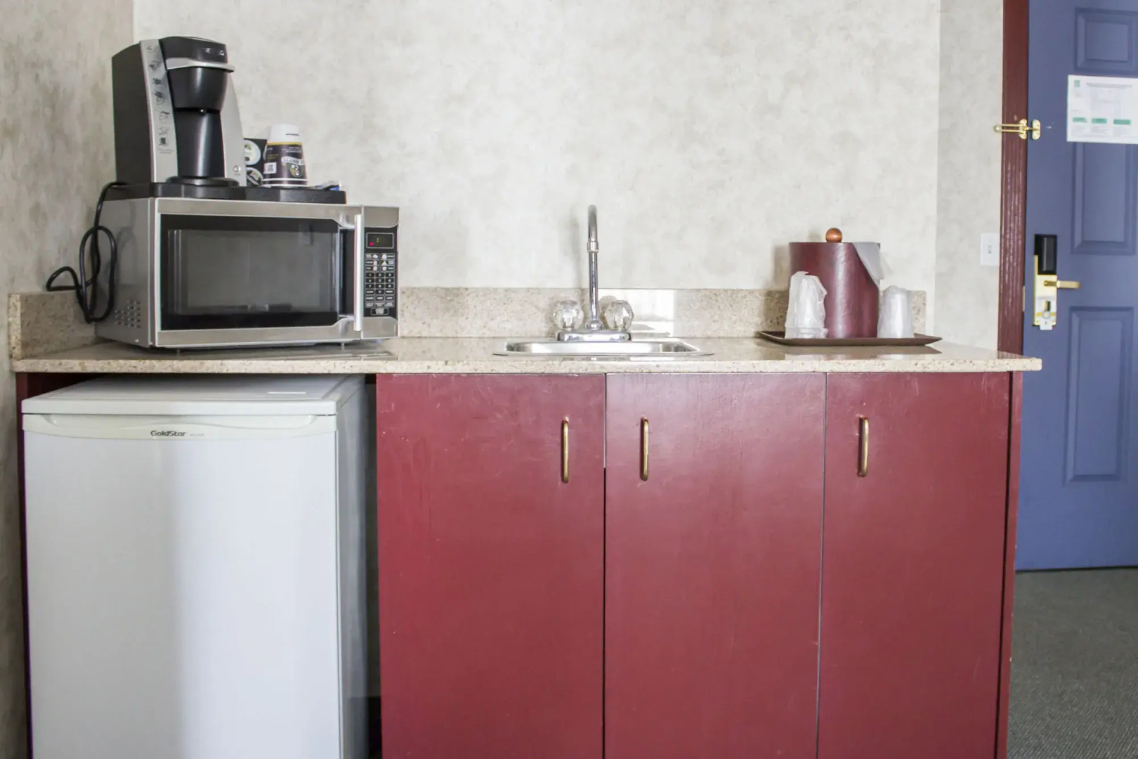 Ramada by Wyndham Nisku Edmonton Airport