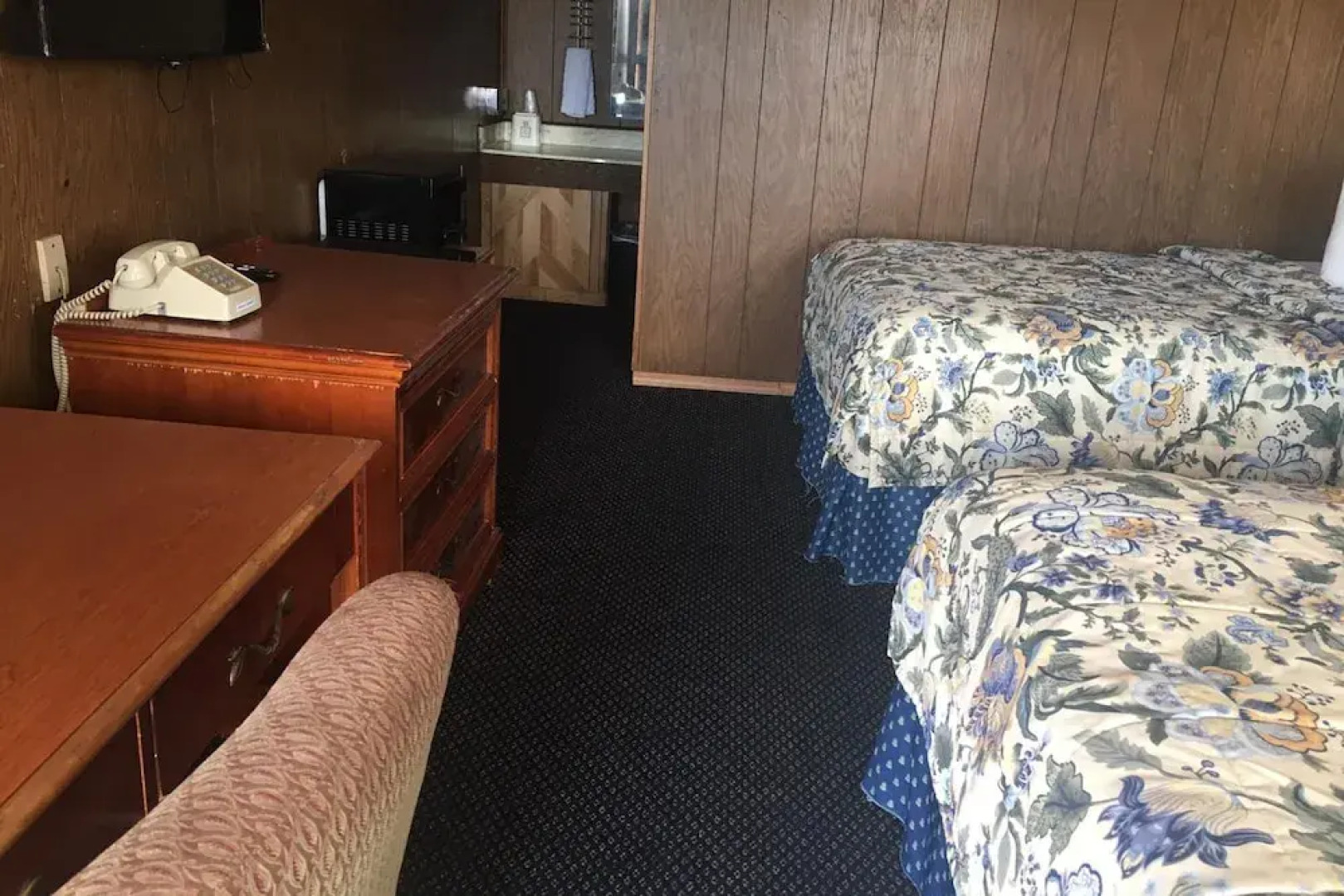 Blueway Inn and Suites El Dorado