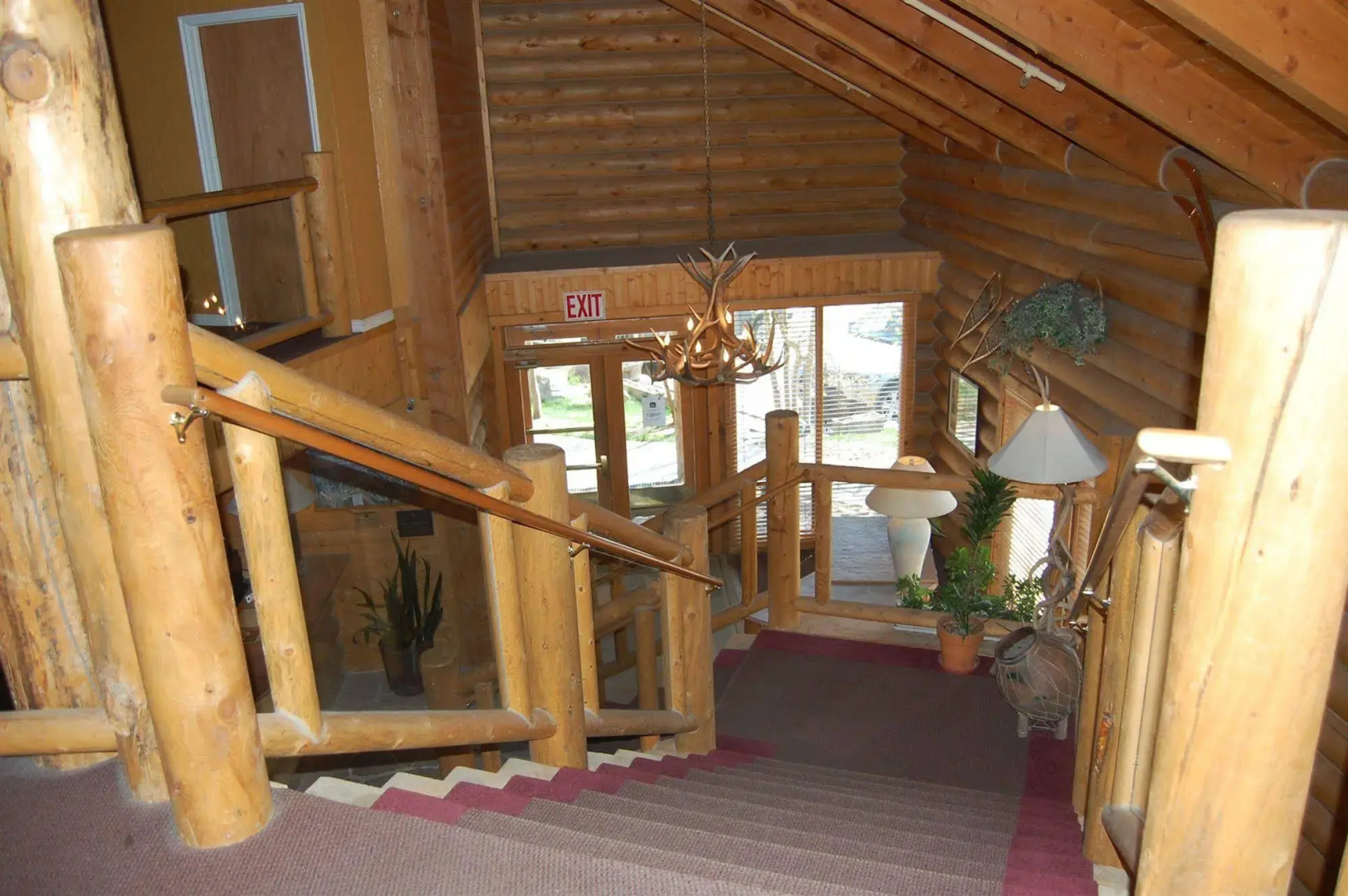 The Boulder Creek Lodge