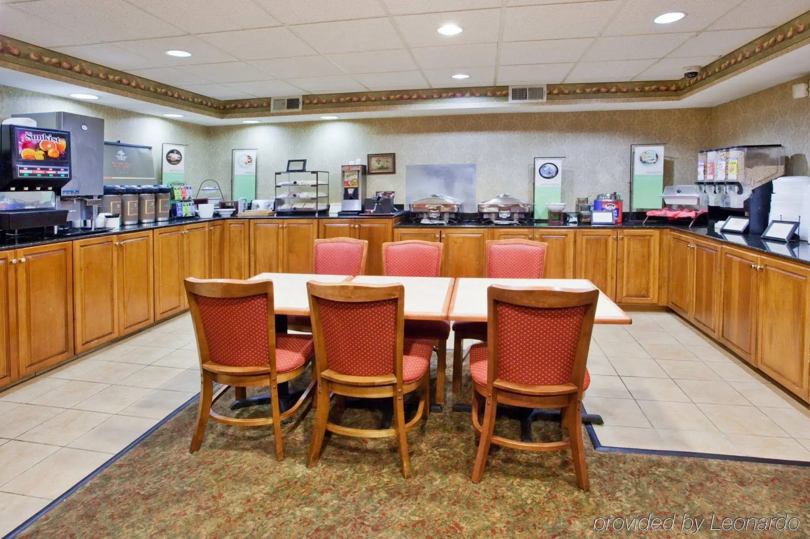 Country Inn & Suites by Radisson, Camp Springs (Andrews Air Force Base), MD