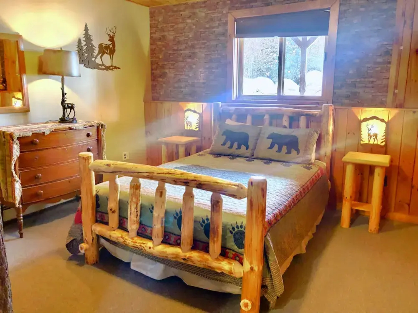 Moose Lodge and Cabins by Bretton Woods Vacations