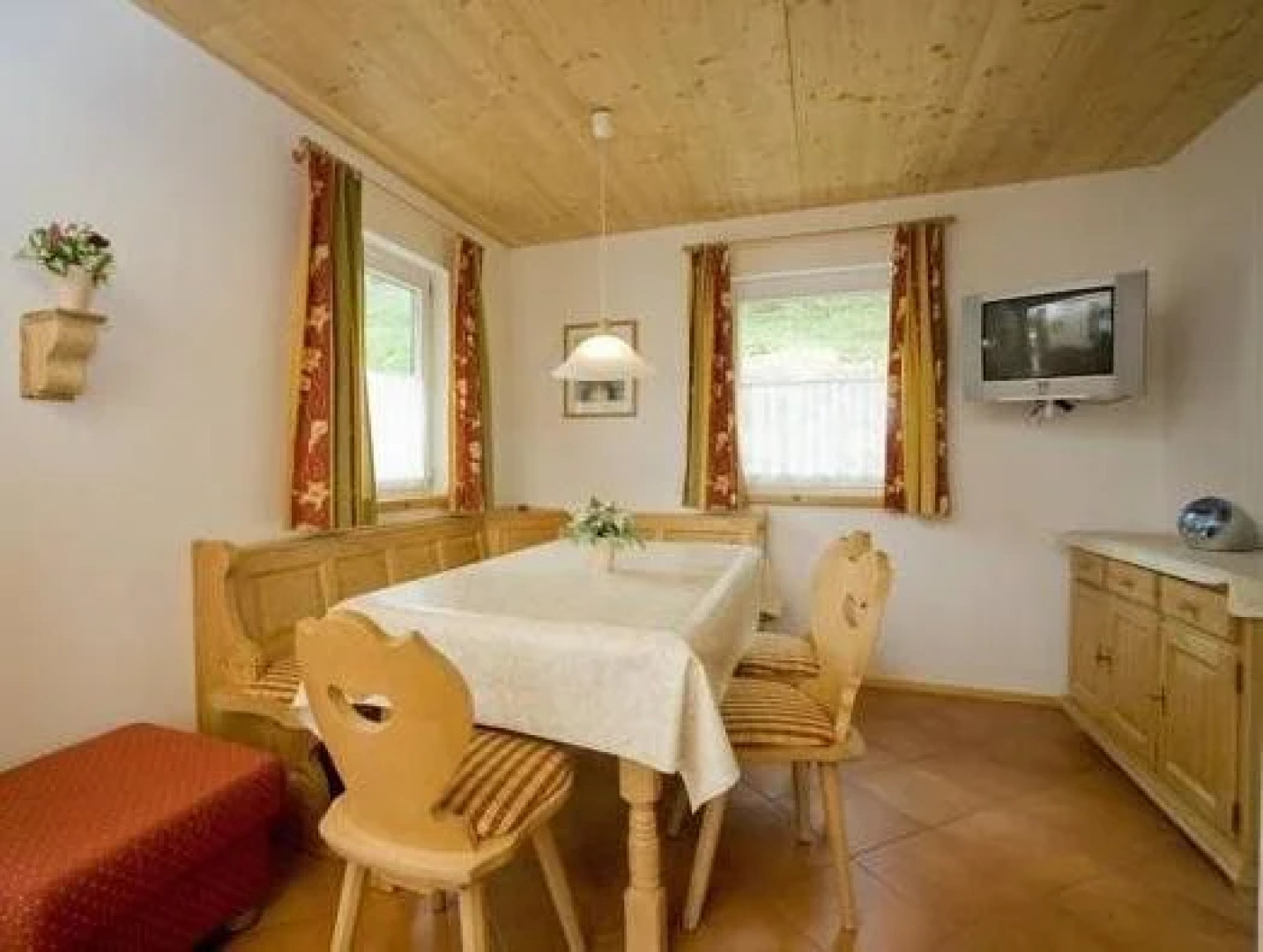 Alpendorf Dachstein West by ALPS RESORTS