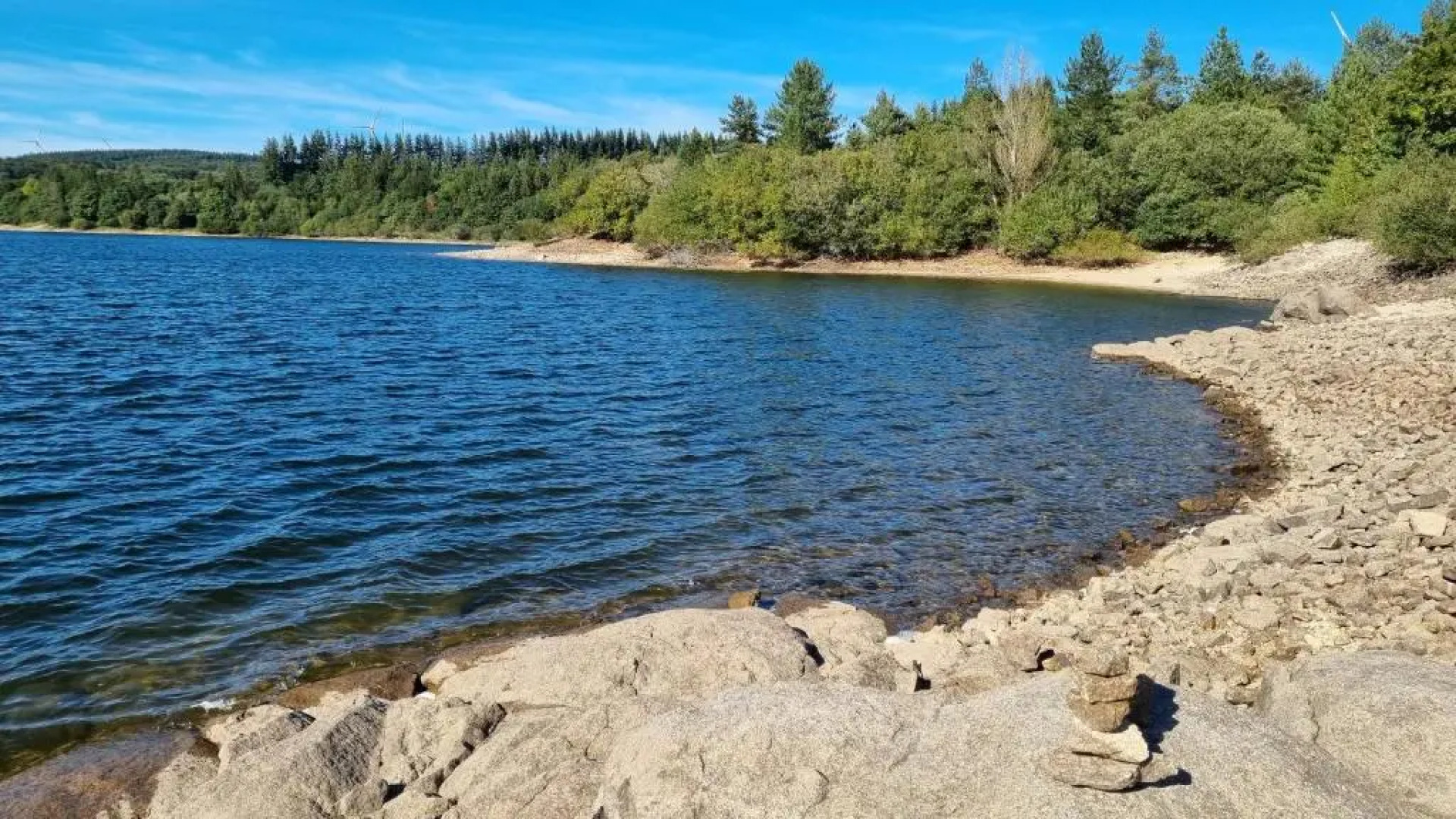 chez Black and White