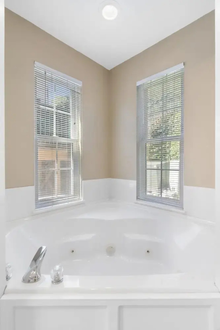 Serene Escape at Table Rock Lake