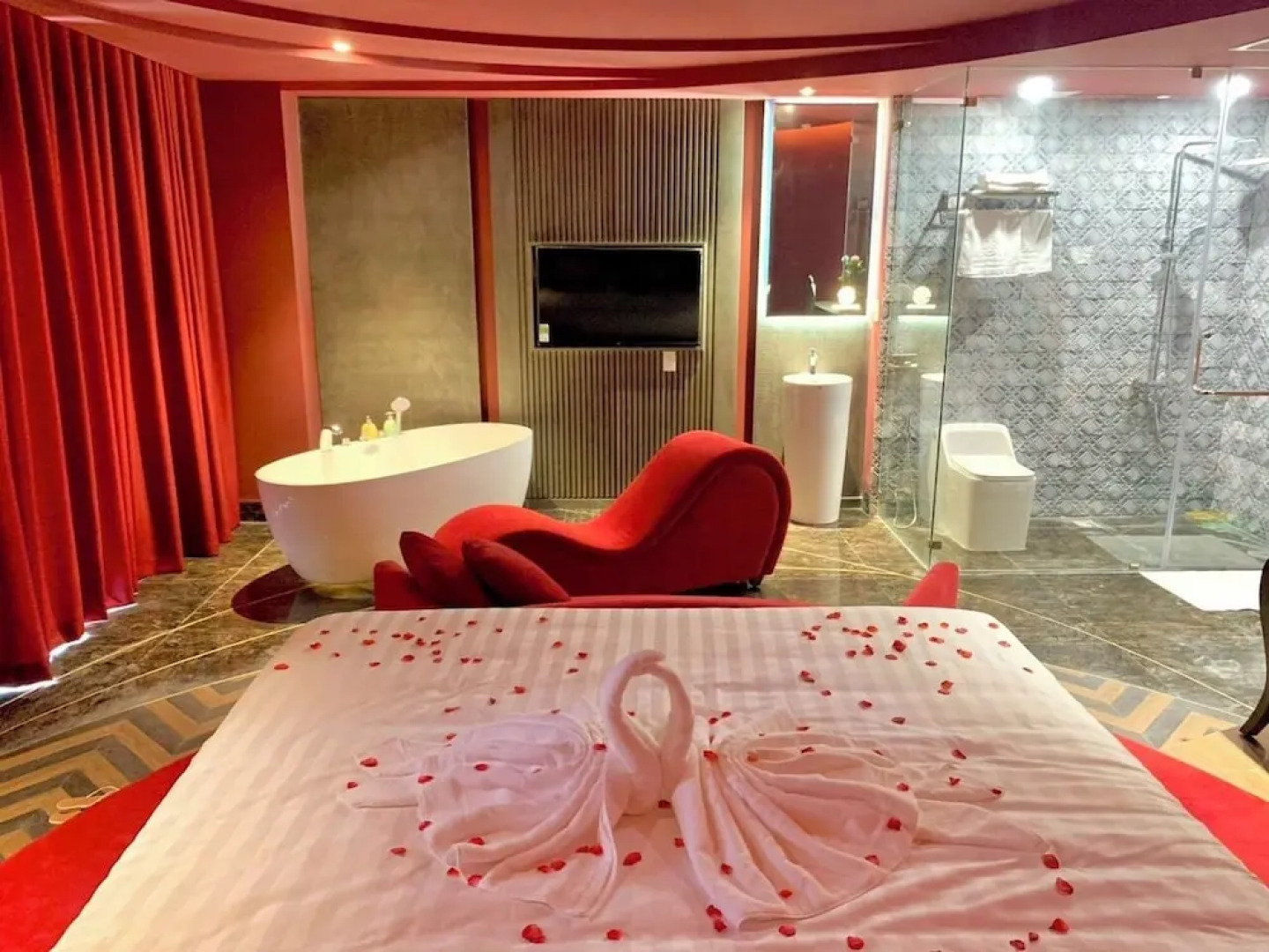 Saocharm Sài Gòn Hotel