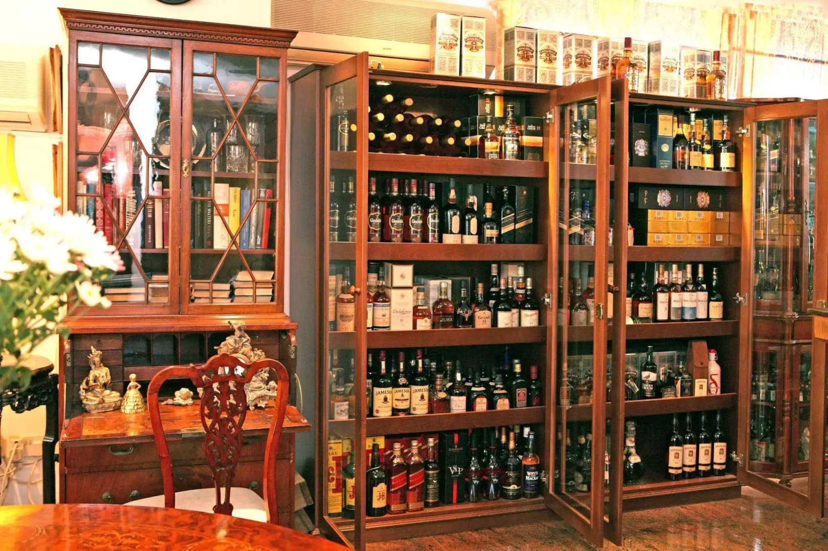 Chrielka Hotel Apartments