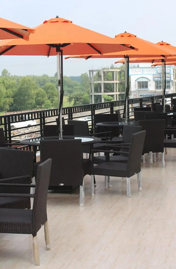 Sambhabana Hotel & Suites