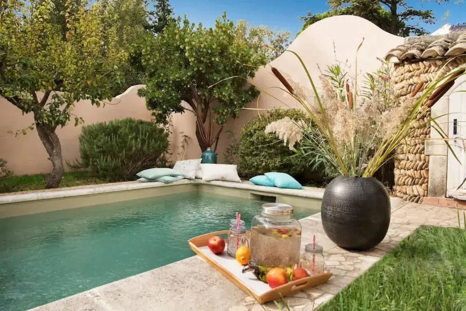 Charming Mas Provencal With Swimming Pool