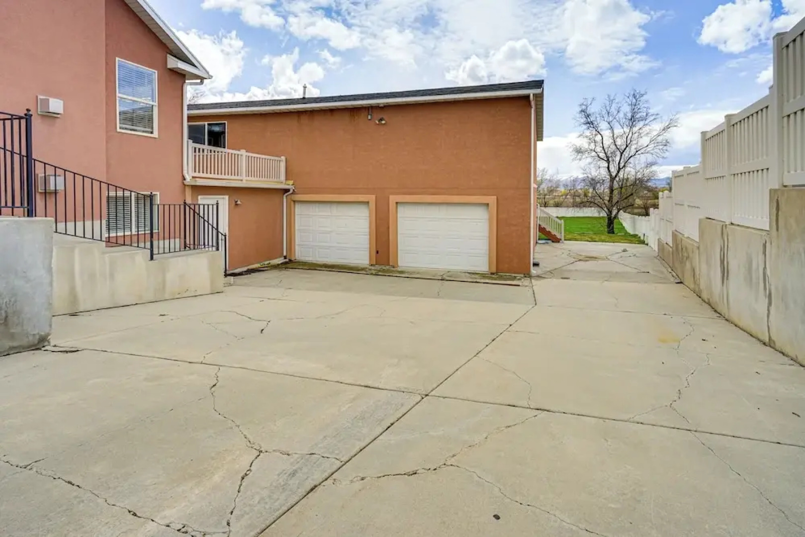 Sprawling Utah Mansion w/ Private Hot Tub & Sauna