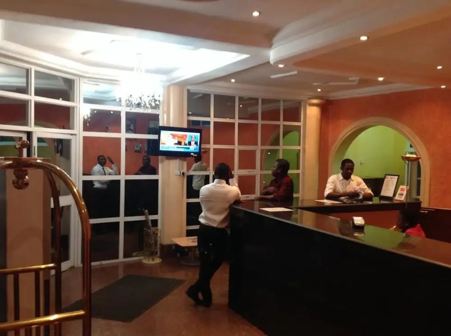 Toprate Luxury Hotel