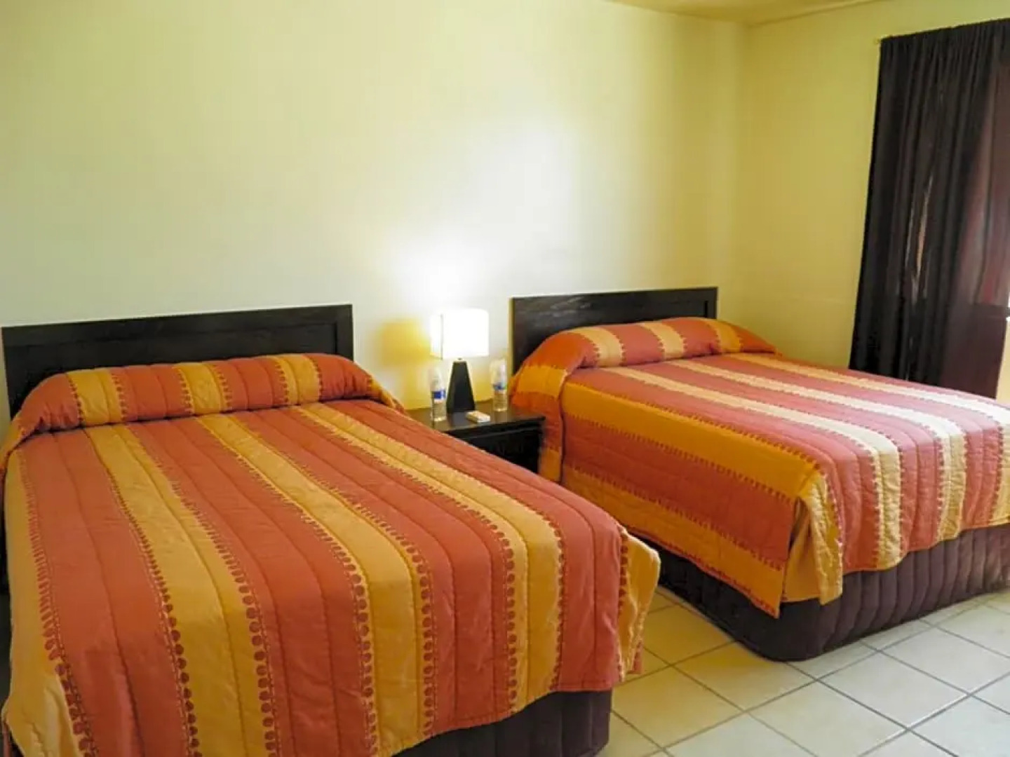 #40 Bungalow Seaside Hotel & Victors RV Park