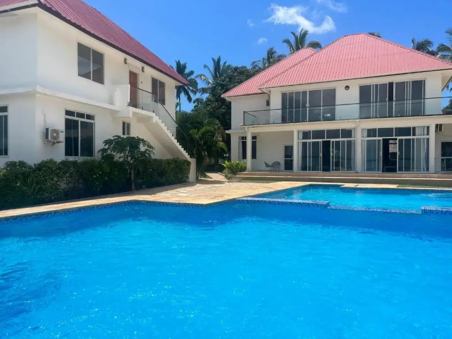 Calamari Beach Villas