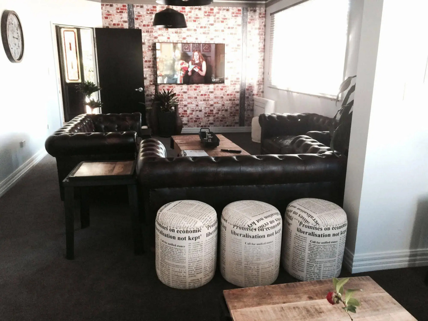 The Innbetween Lodge and Backpackers