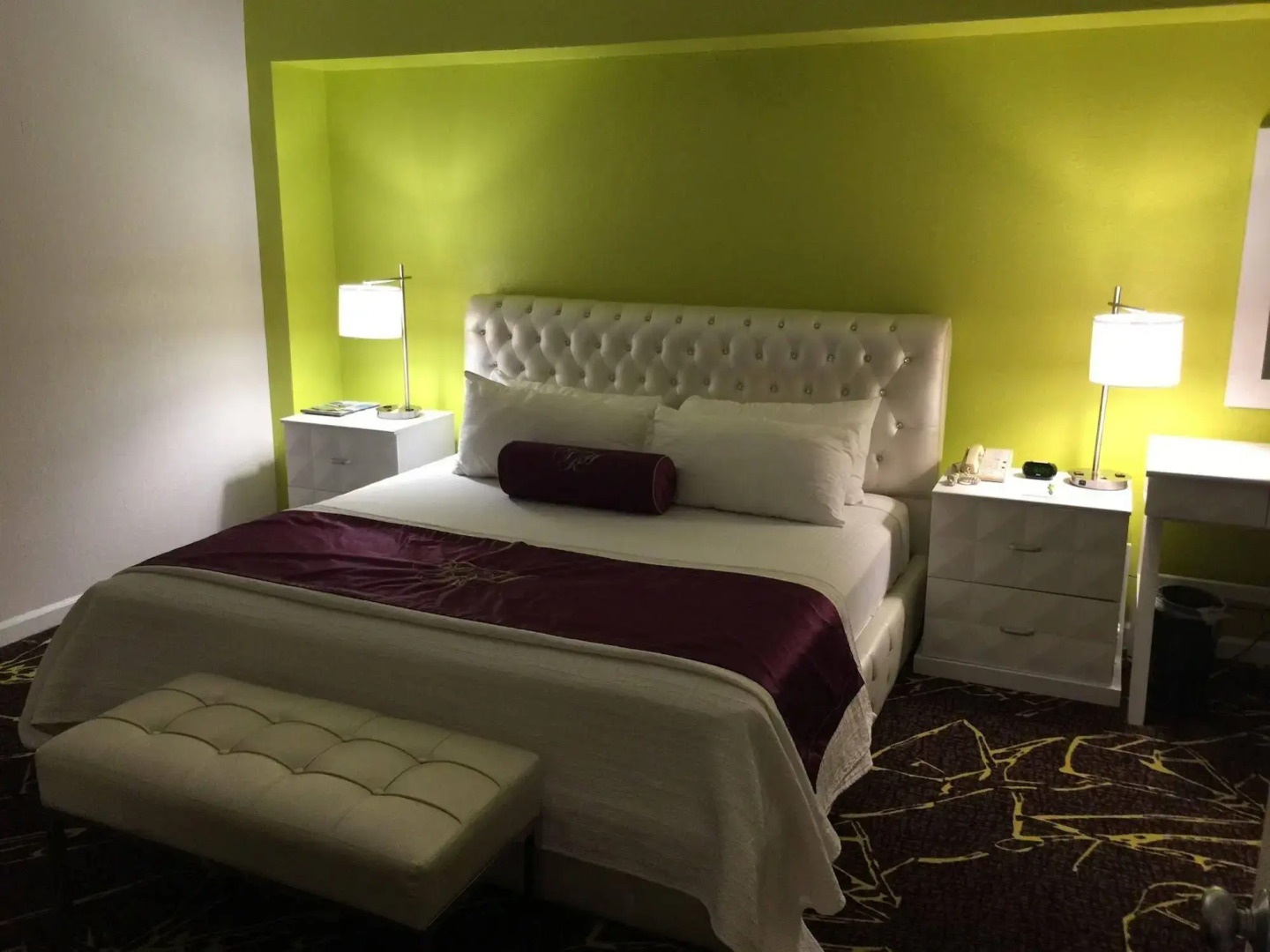 The Roslyn, Tapestry Collection by Hilton